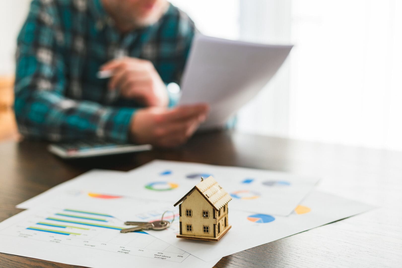 Analyzing real estate investment charts