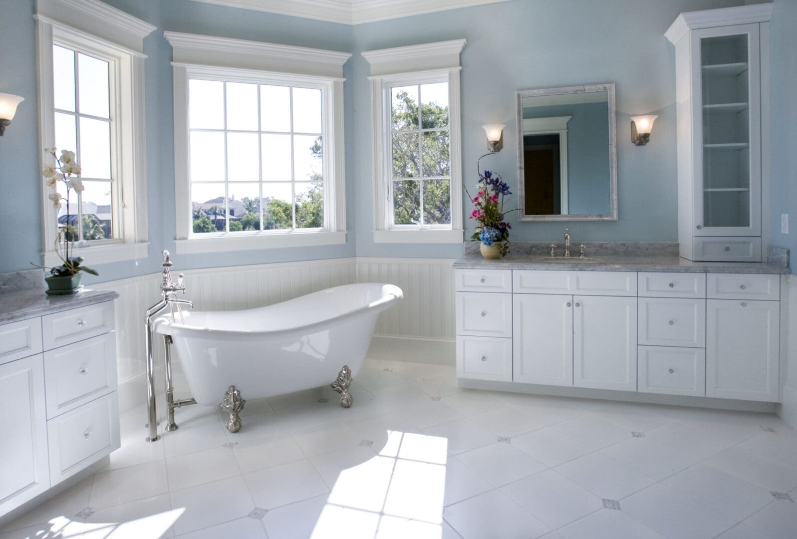 Luxurious bathroom with white cabinetry