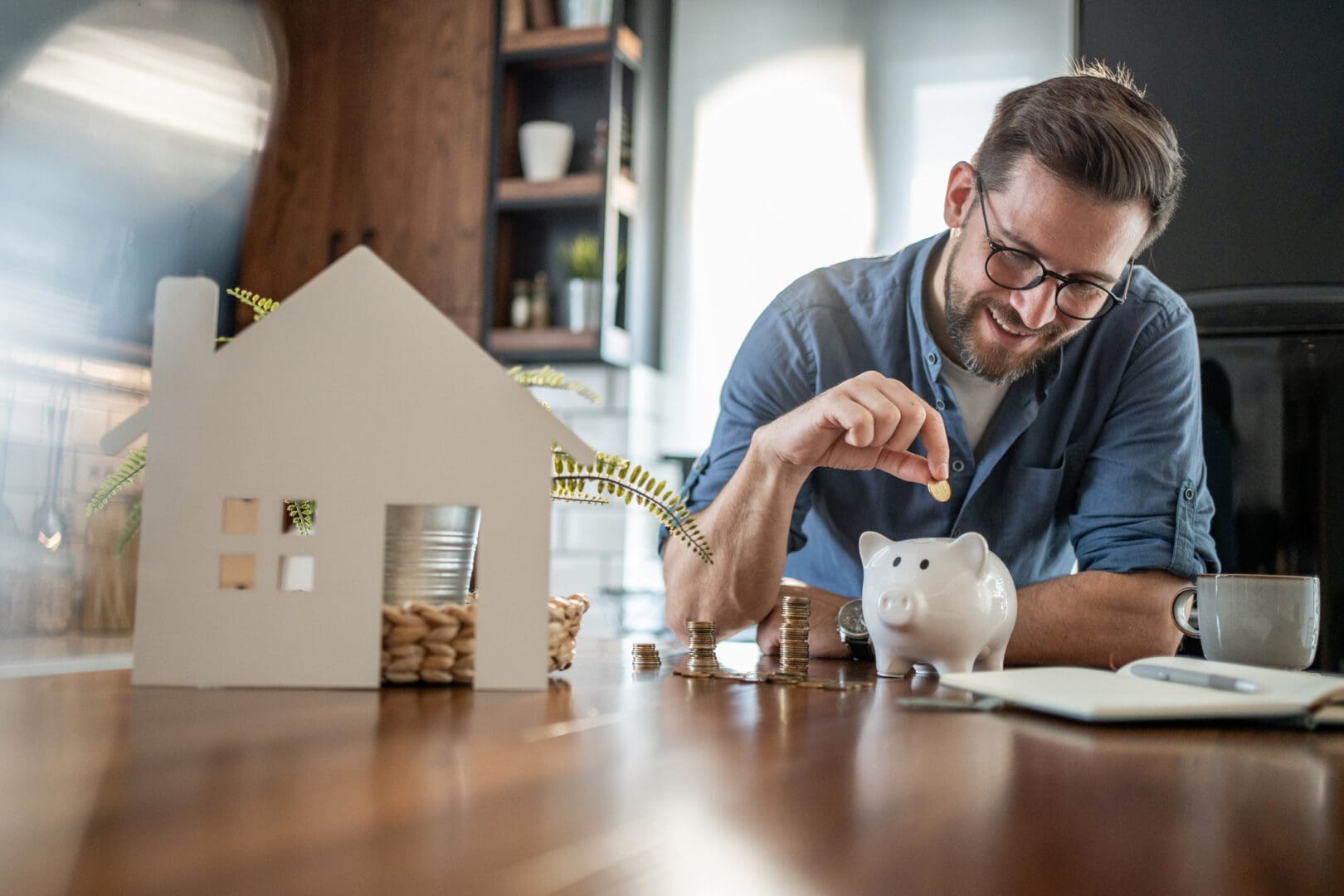 Planning finances with piggy bank