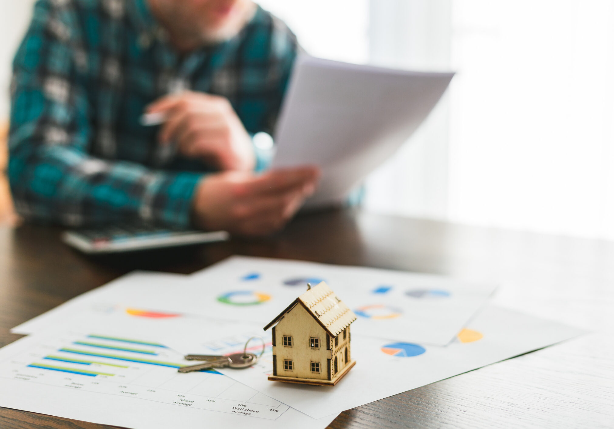 Analyzing real estate investment charts