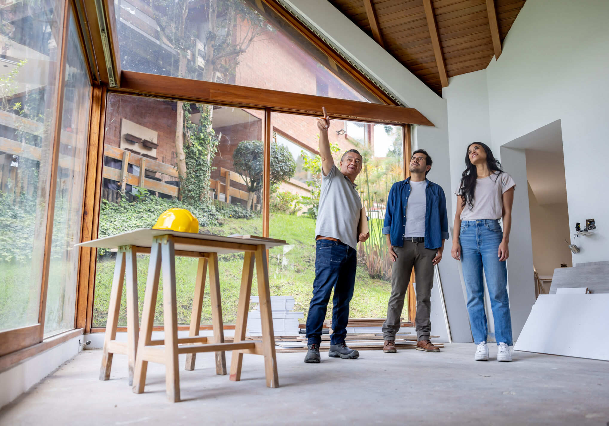Home renovation discussion with contractor